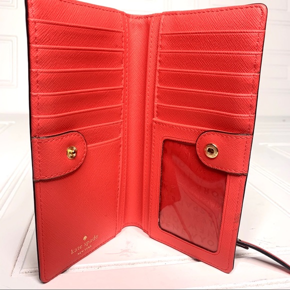 kate spade Handbags - 💕 KATE SPADE WALLET